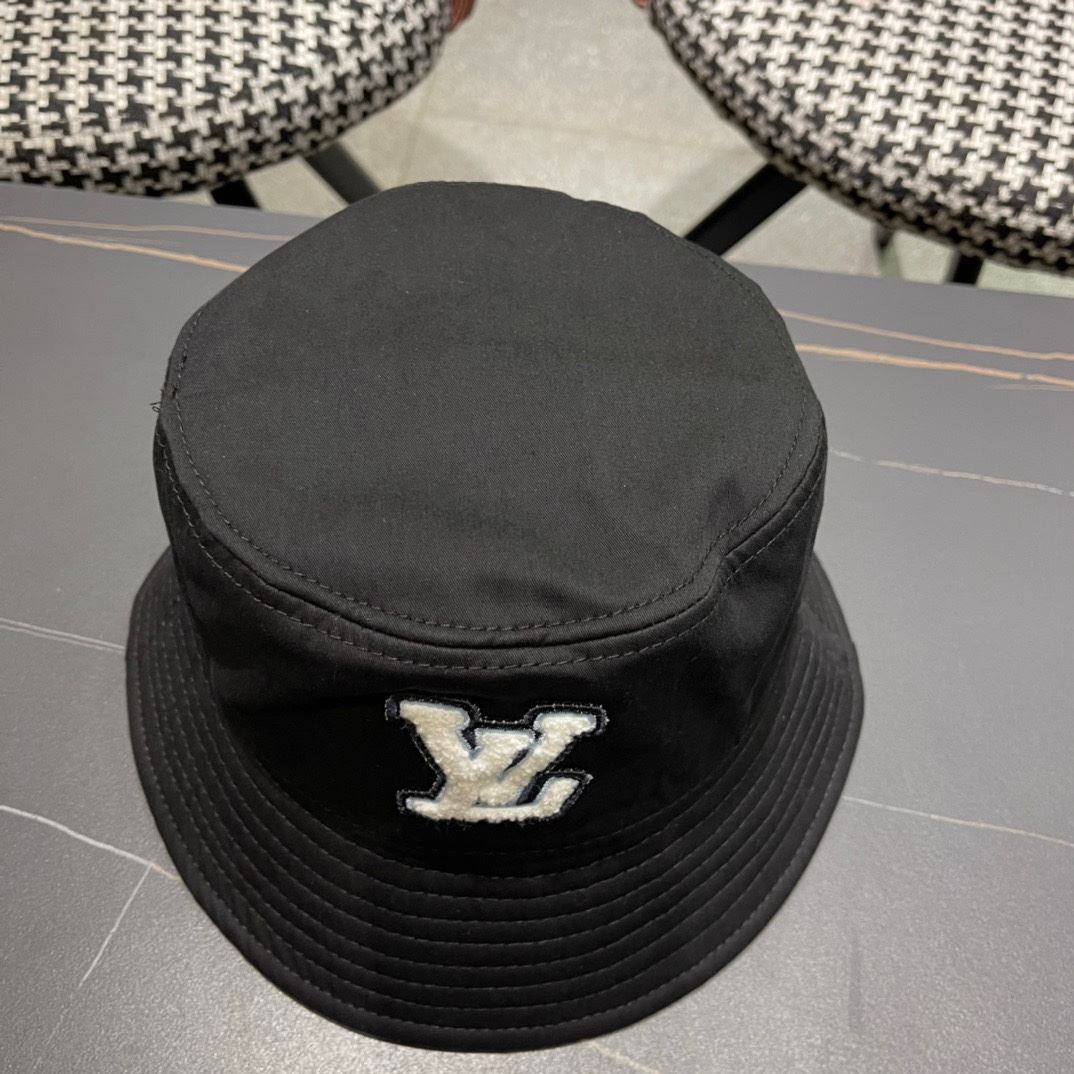 Louis Vuitton Caps